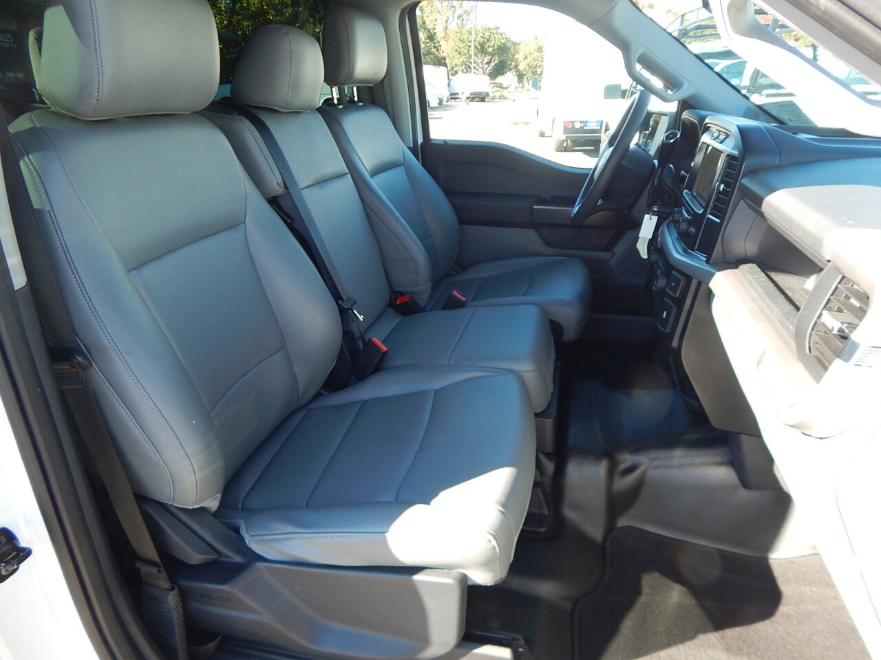 Used 2022 Ford F150 XL w/ Equipment Group 101A High RWD image 19