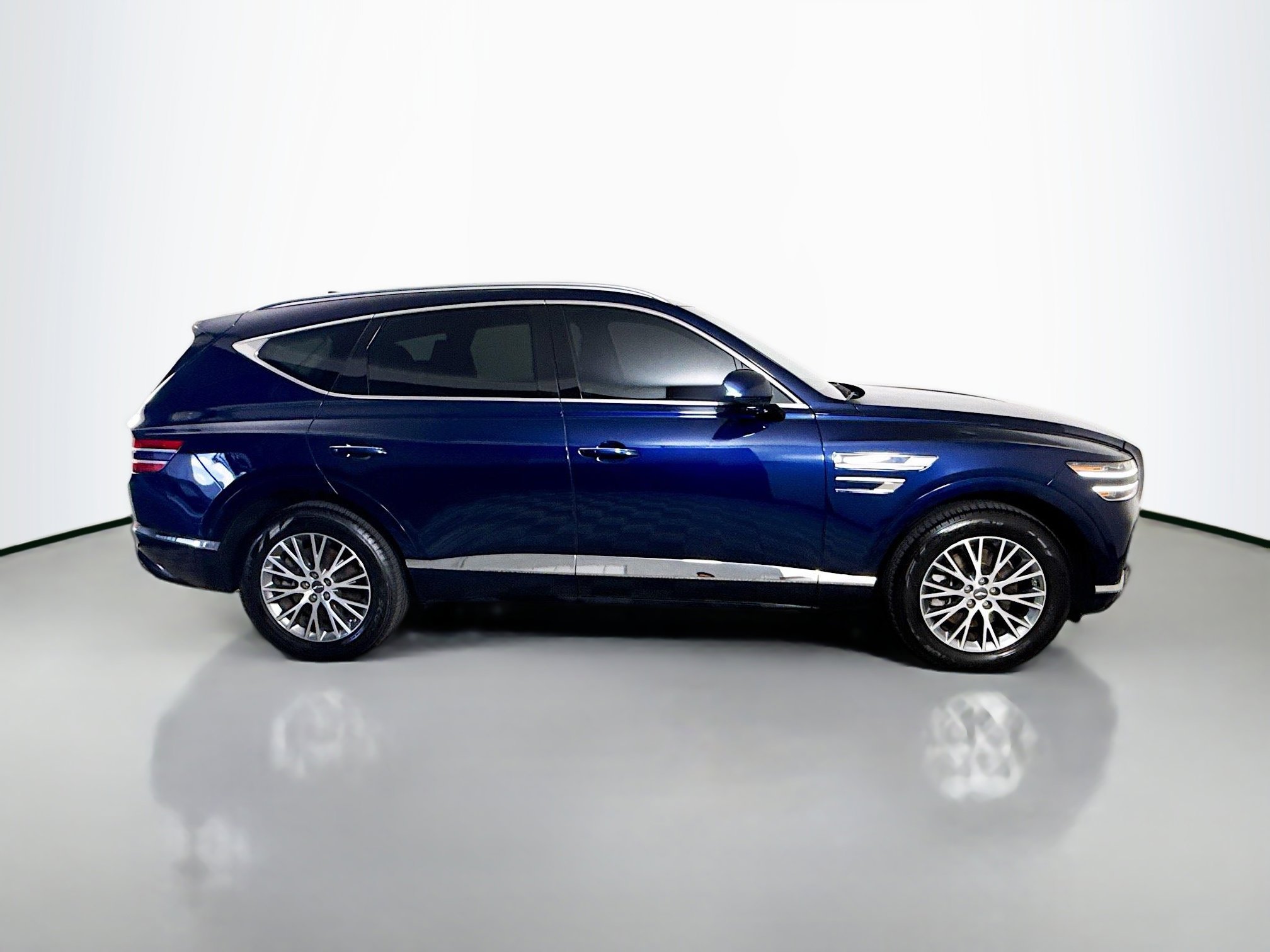 Used 2021 Genesis GV80 2.5T w/ Advanced Package 03 RWD image 11