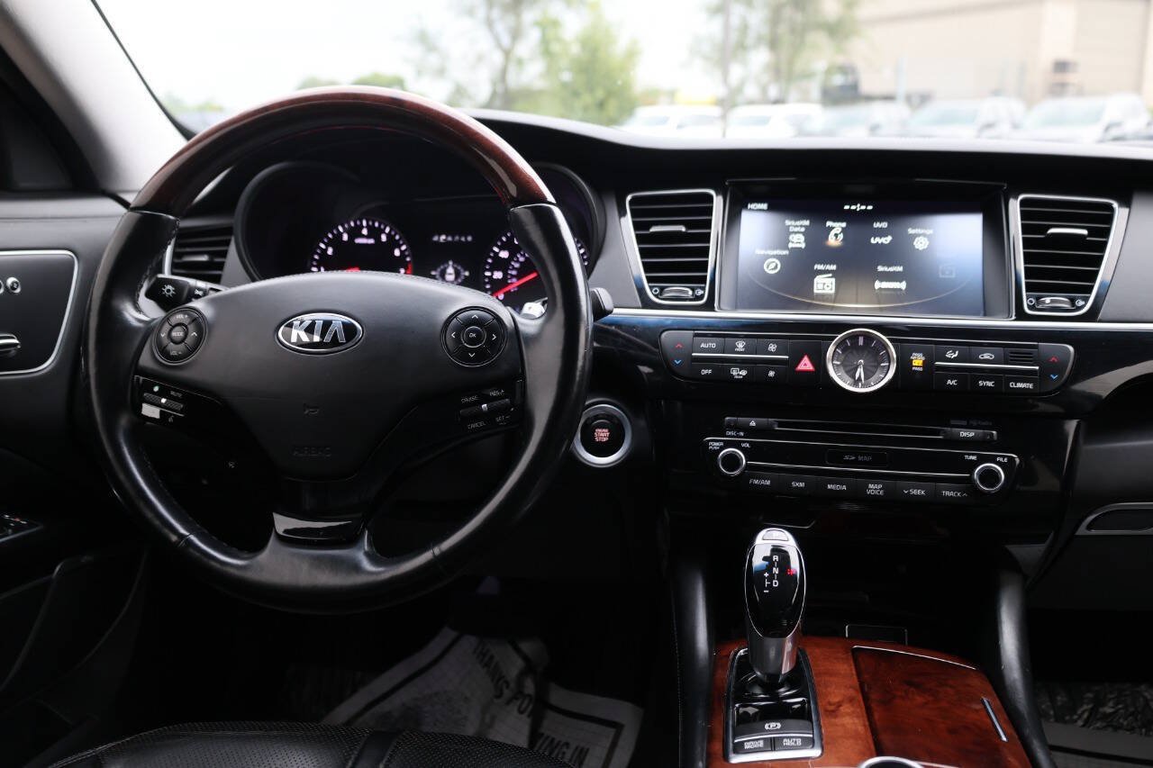 Used 2016 Kia K900 Luxury RWD image 25