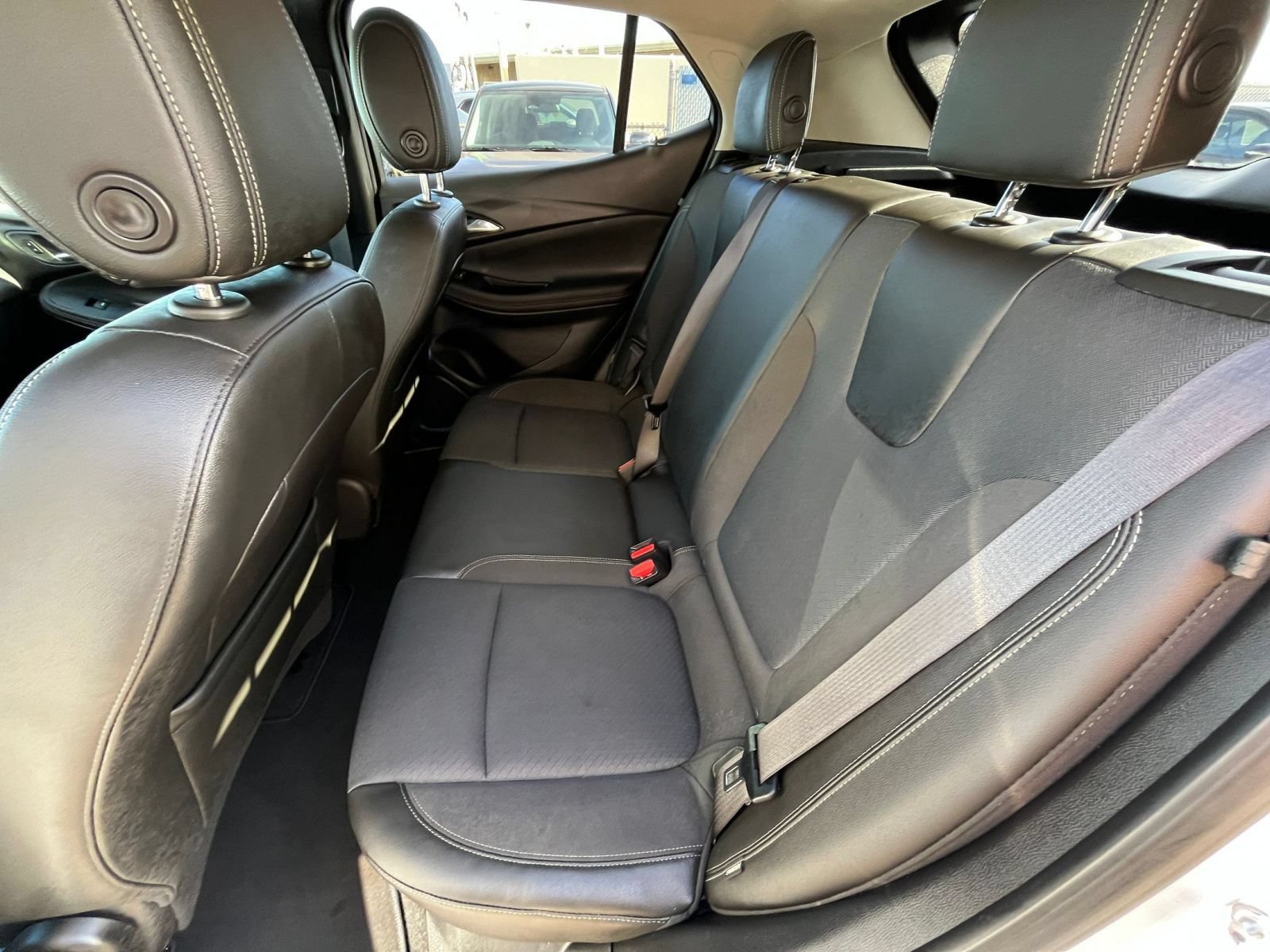 Used 2025 Buick Encore GX Preferred FWD image 23