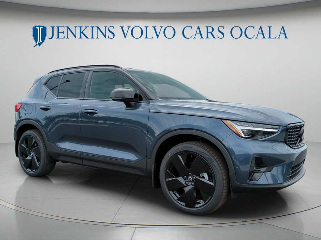 New 2026 Volvo XC40 B5 Ultra w/ Protection Package Premier