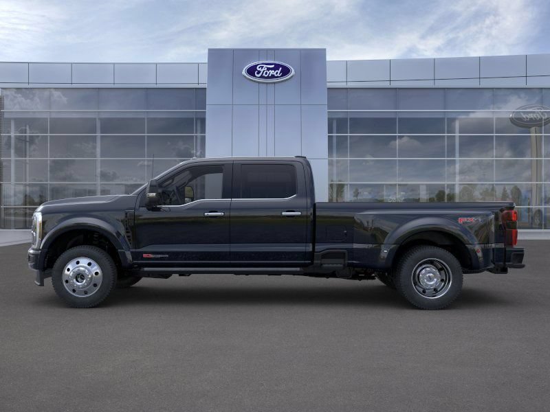 Used 2025 Ford F450 Platinum w/ FX4 Off-Road Package AWD/4WD image 7