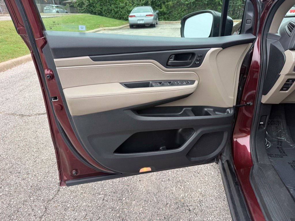 Used 2018 Honda Odyssey EX-L image 13