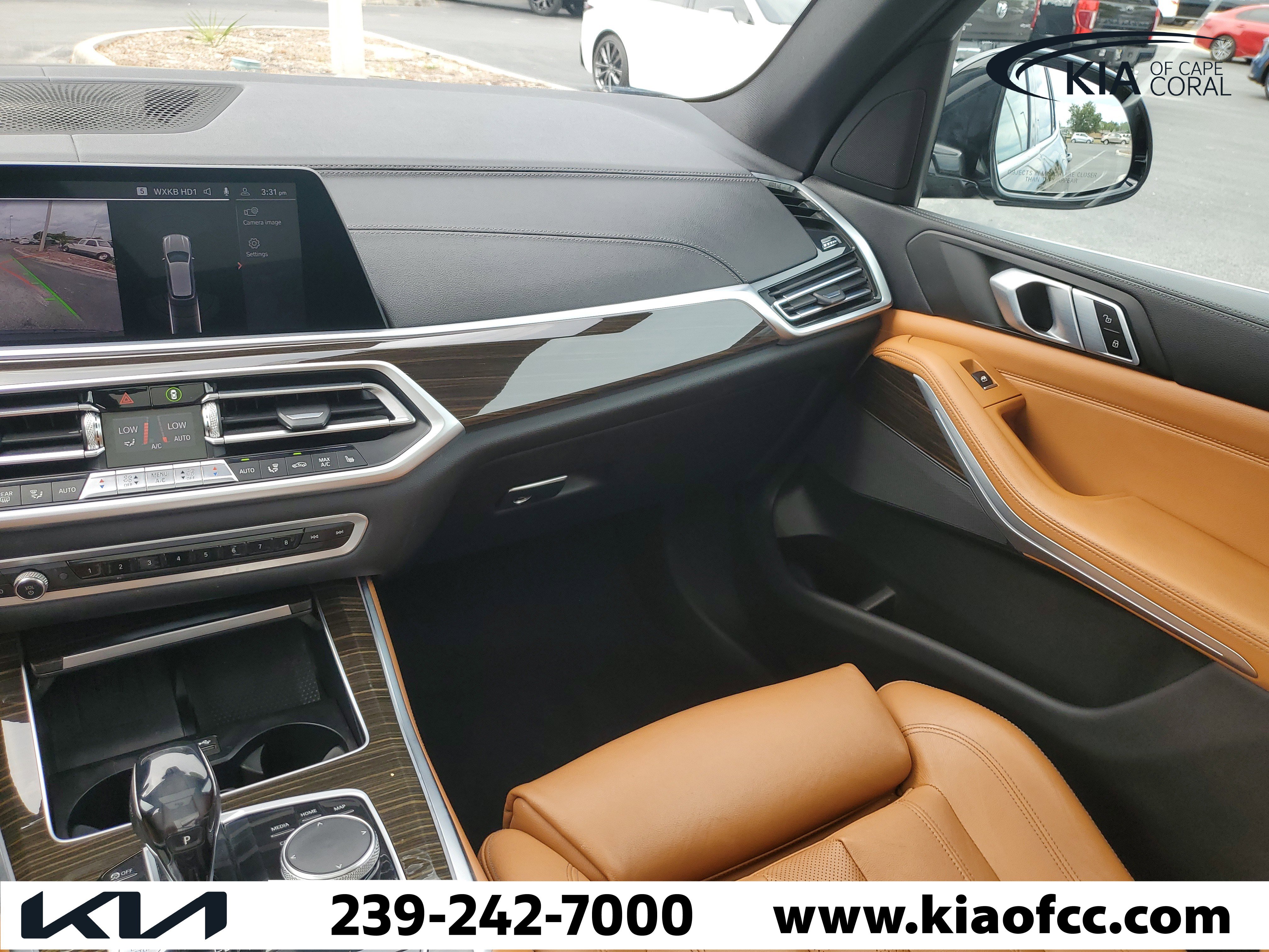 Used 2021 BMW X5 xDrive40i w/ Convenience Package AWD/4WD image 16