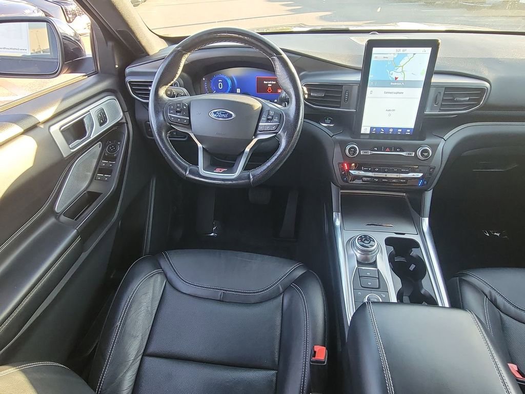 Used 2020 Ford Explorer ST w/ ST Street Pack image 16