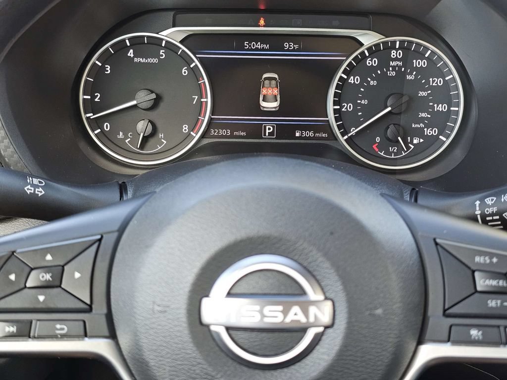 Used 2025 Nissan Sentra SV FWD image 25
