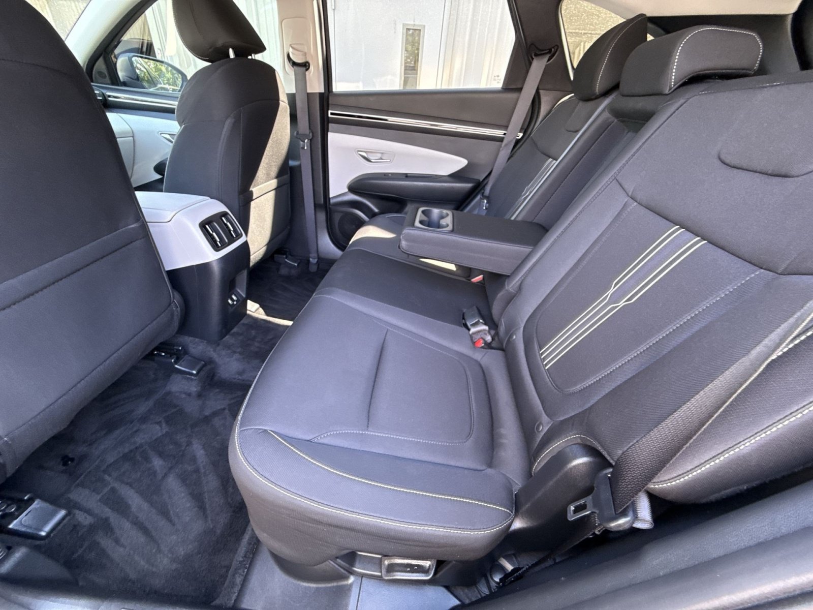 Used 2024 Hyundai Tucson Blue AWD/4WD image 25