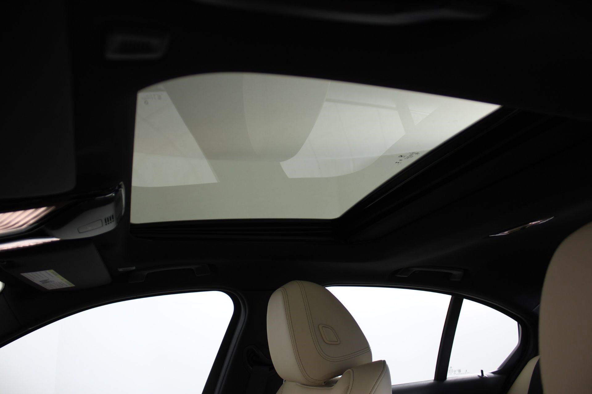 Used 2026 BMW 330i xDrive Sedan image 14