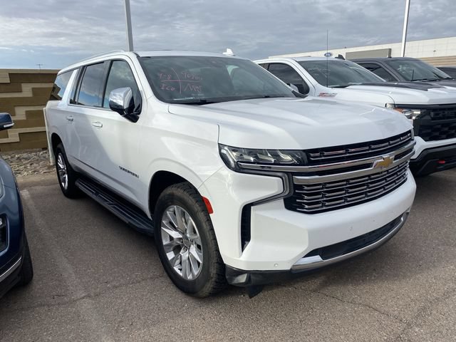 Used 2021 Chevrolet Suburban Premier w/ Premium Package AWD/4WD image 6