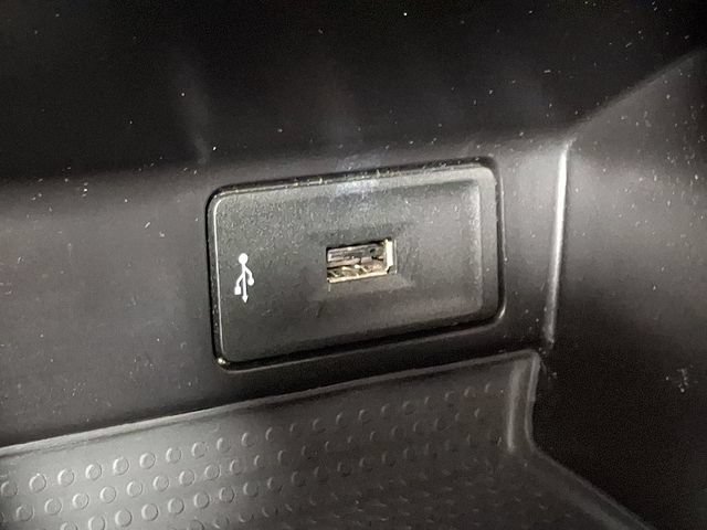 Used 2019 Volkswagen Beetle 2.0T S FWD image 23