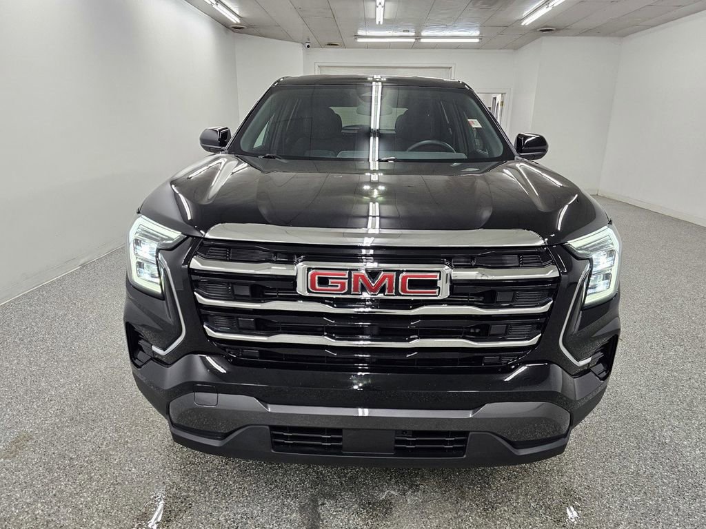 Used 2025 GMC Terrain Elevation AWD/4WD image 2