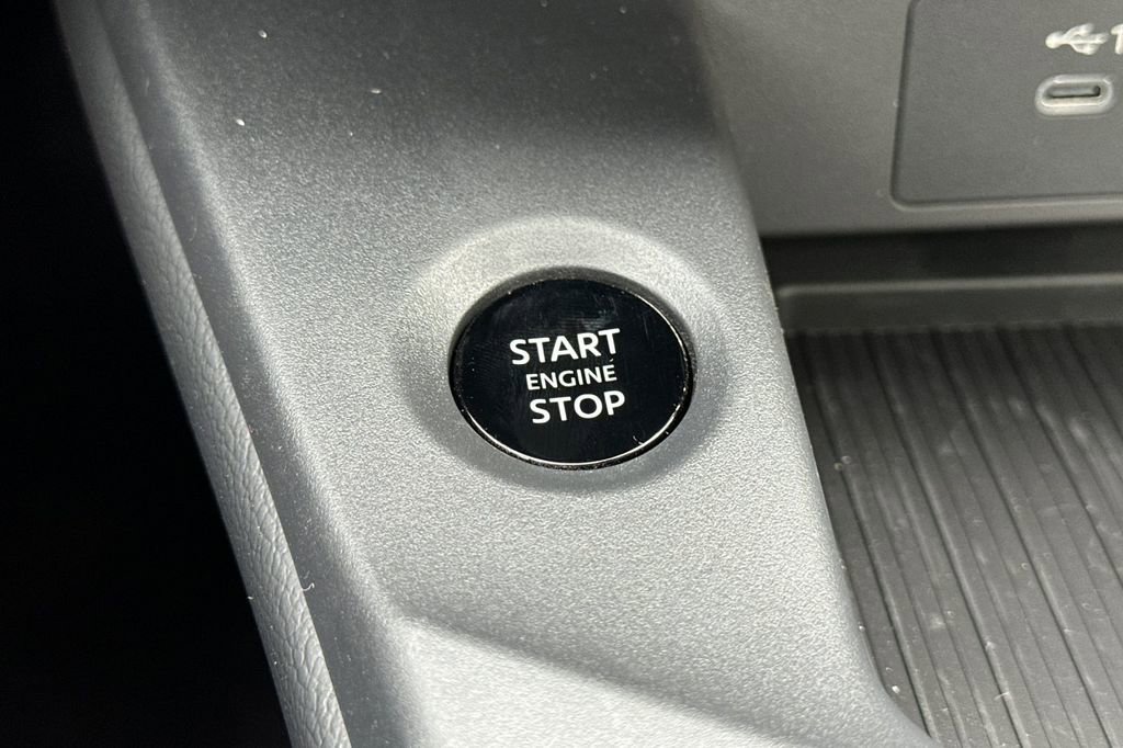 New 2026 Nissan Sentra SR w/ SR Premium Package image 21