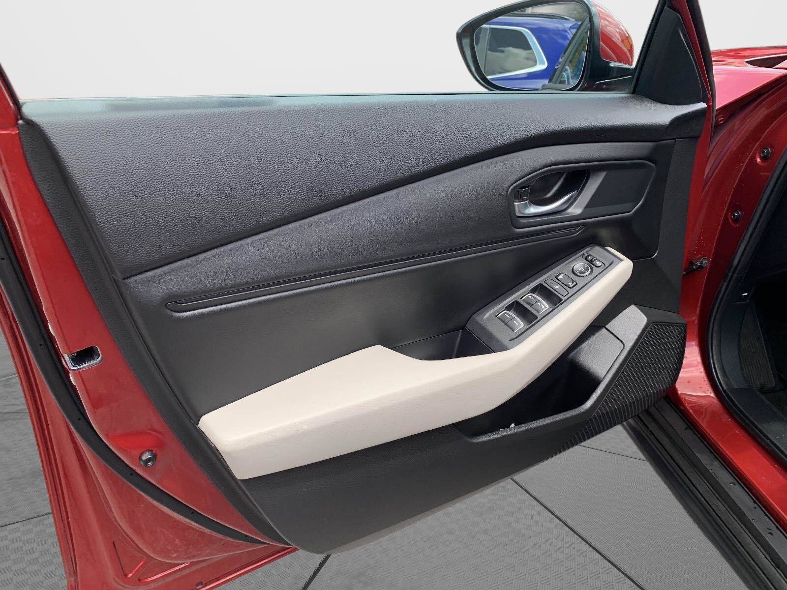 Certified 2023 Honda Accord EX image 11