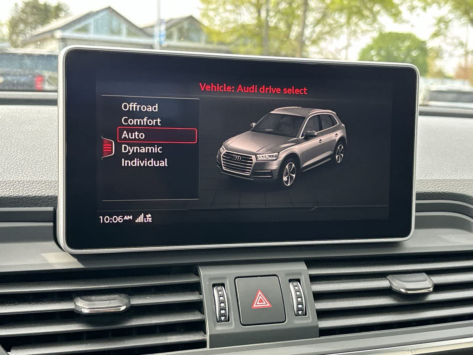 Used 2020 Audi Q5 Prestige w/ Prestige Package AWD/4WD image 18