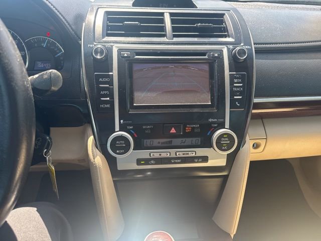 Used 2014 Toyota Camry XLE FWD image 17