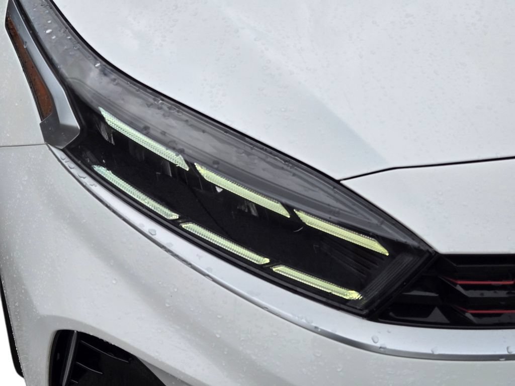 Certified 2024 Kia Forte GT w/ GT2 Package FWD image 4