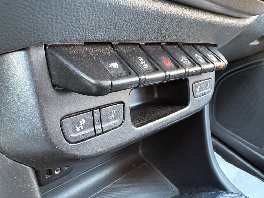 Used 2020 Chevrolet Colorado Z71 image 31