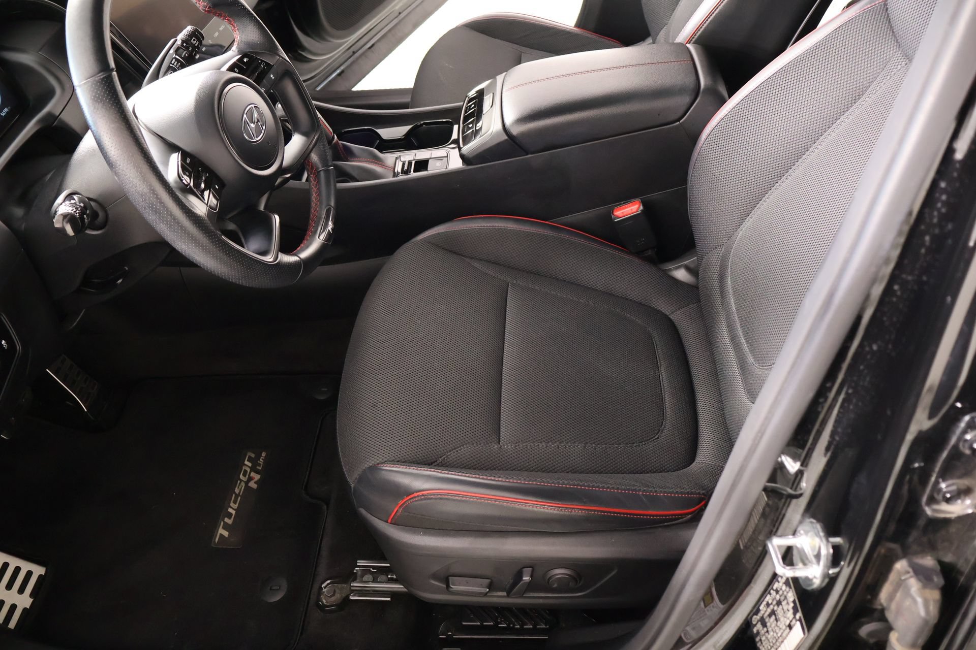 Used 2023 Hyundai Tucson N Line AWD/4WD image 12