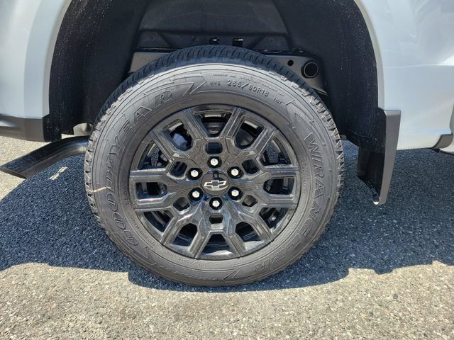New 2026 Chevrolet Colorado W/T w/ WT Custom Package AWD/4WD image 5