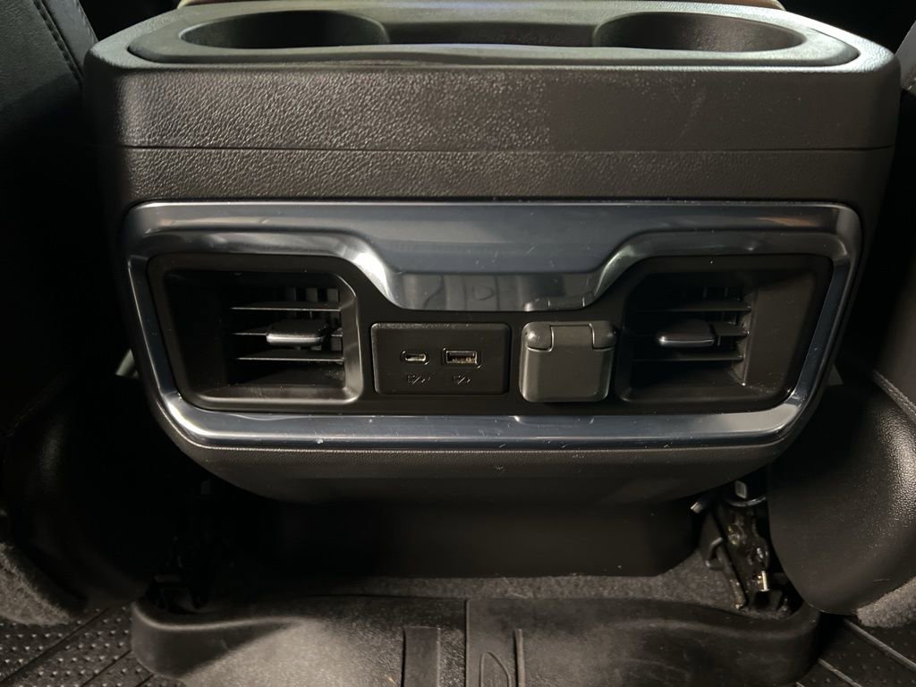 Used 2022 Chevrolet Silverado 1500 High Country w/ Technology Package image 37