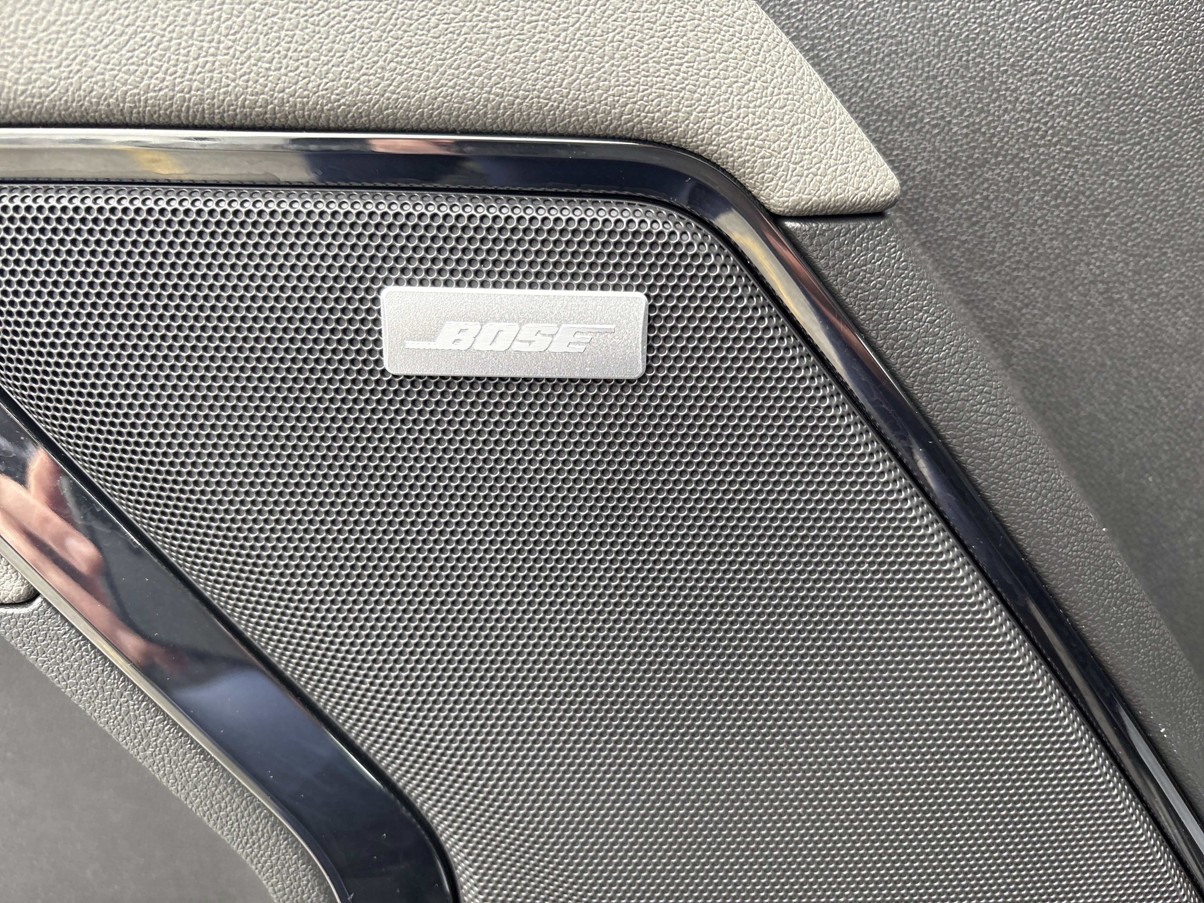 Used 2025 Chevrolet Silverado 1500 ZR2 w/ Technology Package image 44