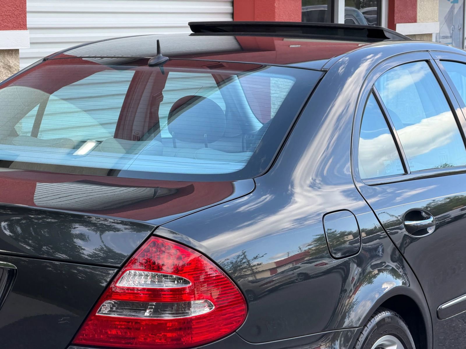 Used 2003 Mercedes-Benz E 500 Sedan image 22