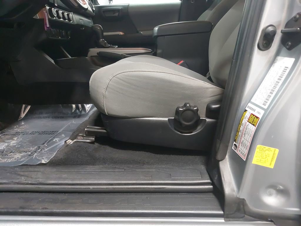 Used 2022 Toyota Tacoma SR5 image 49