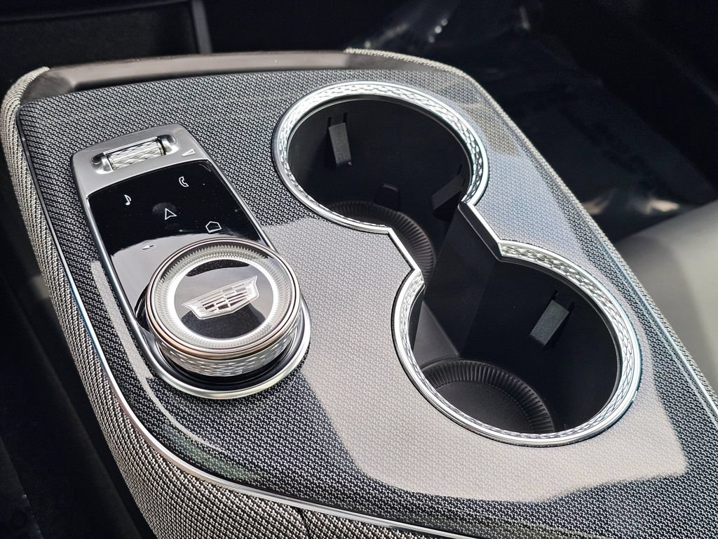New 2026 Cadillac Optiq Sport 1 AWD/4WD image 32