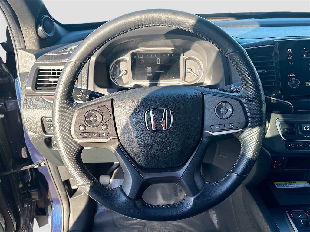 Used 2023 Honda Passport EX-L image 11