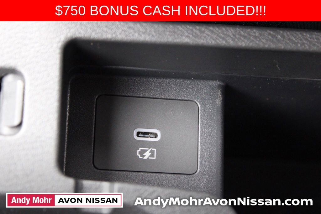 New 2025 Nissan Versa SV w/ Trunk Package image 27