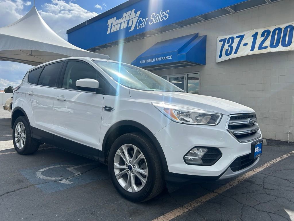 Used 2017 Ford Escape SE