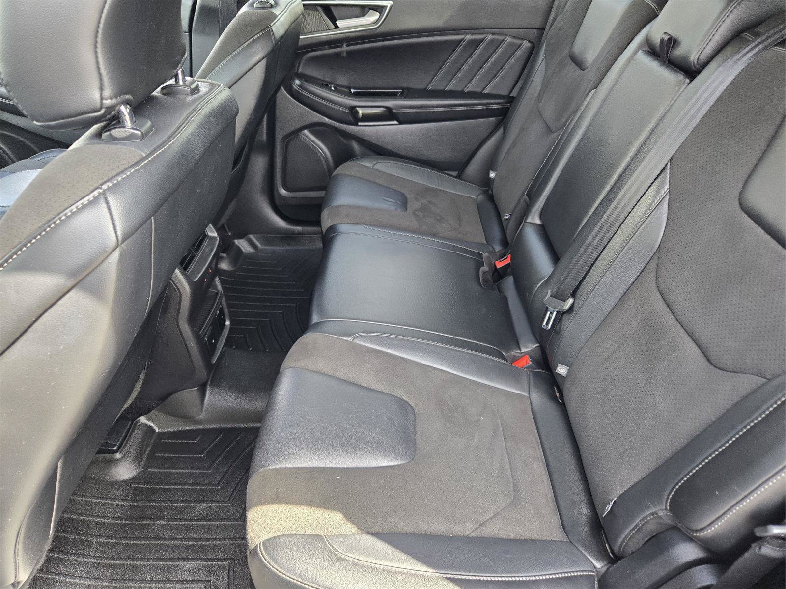 Used 2016 Ford Edge Sport w/ Equipment Group 401A AWD/4WD image 30