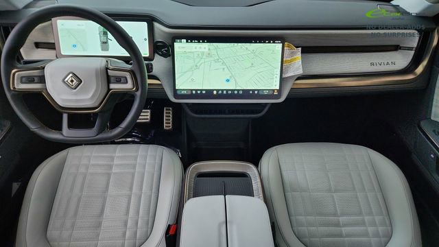 Used 2025 Rivian R1T Premium AWD/4WD image 85