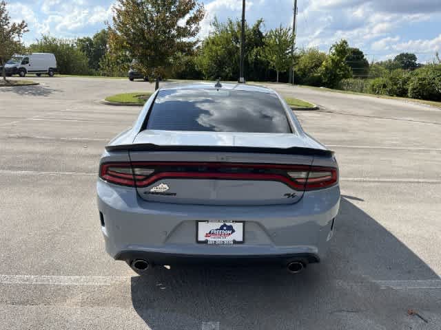 Certified 2020 Dodge Charger R/T w/ Blacktop Package RWD image 8