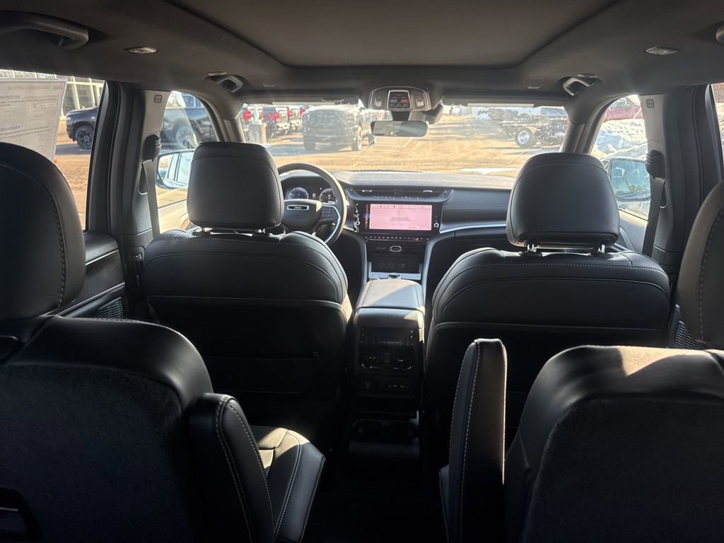 New 2026 Jeep Grand Cherokee L Limited image 40