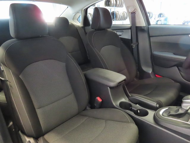 Used 2024 Kia Forte LXS image 6