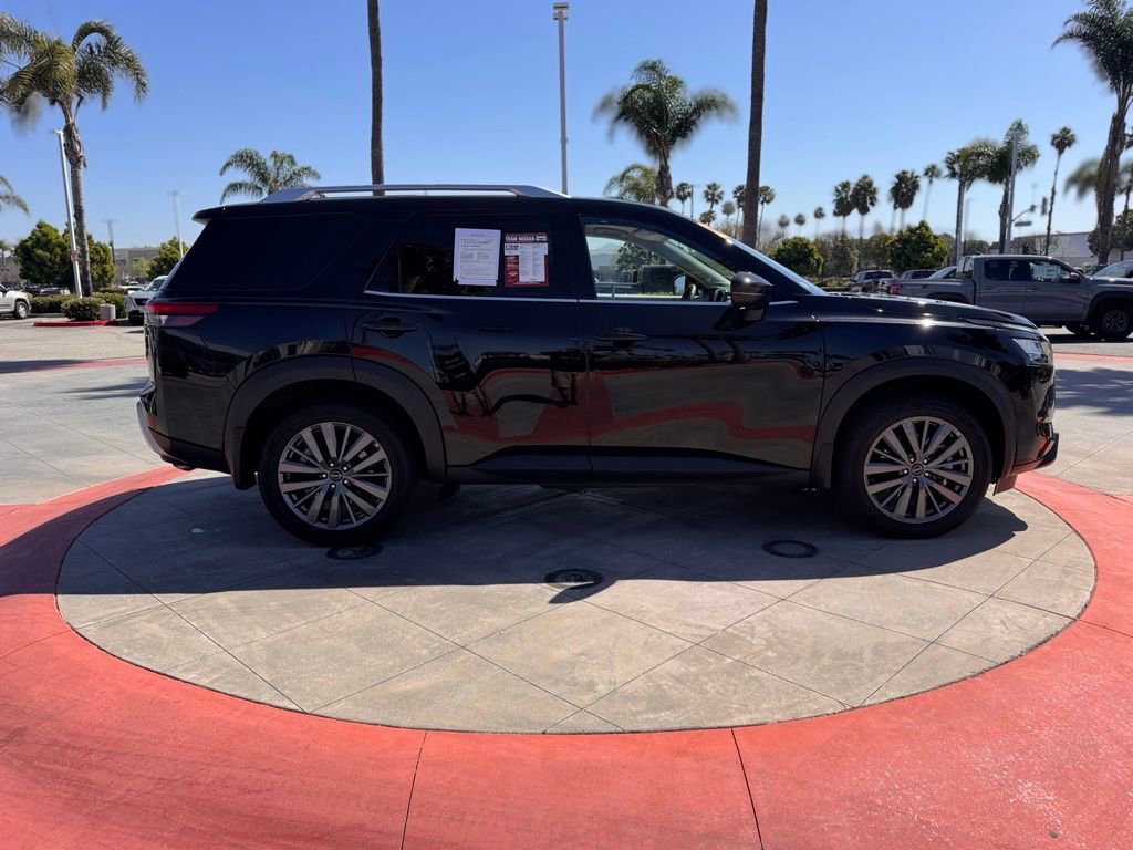 Certified 2022 Nissan Pathfinder SL w/ SL Premium Package image 9