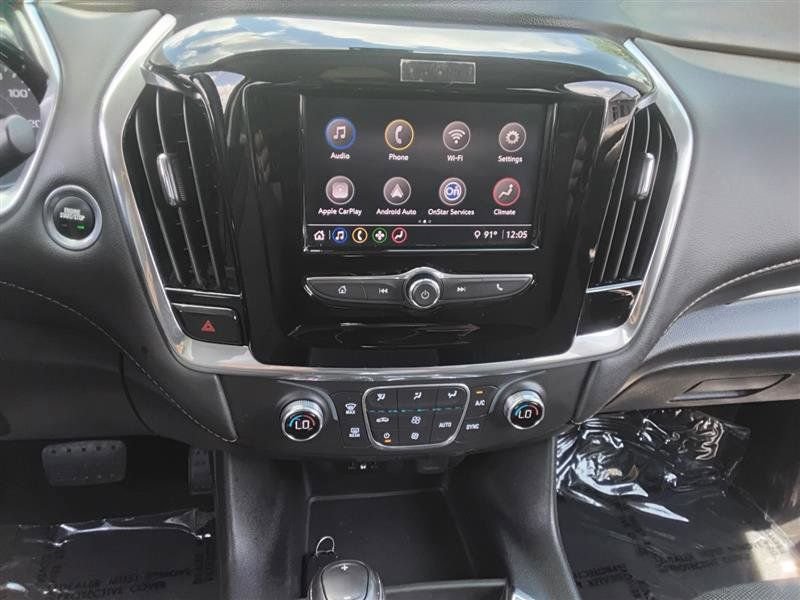 Used 2020 Chevrolet Traverse LT image 19