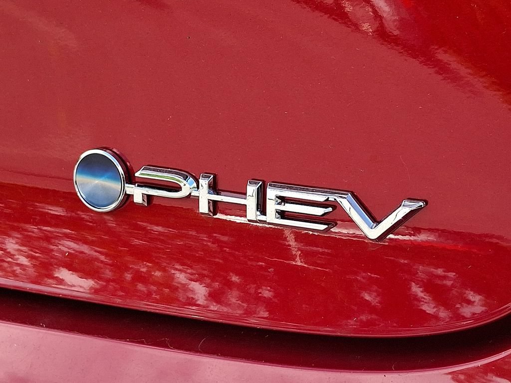 Certified 2026 Toyota Prius Plug-In Hybrid FWD image 29