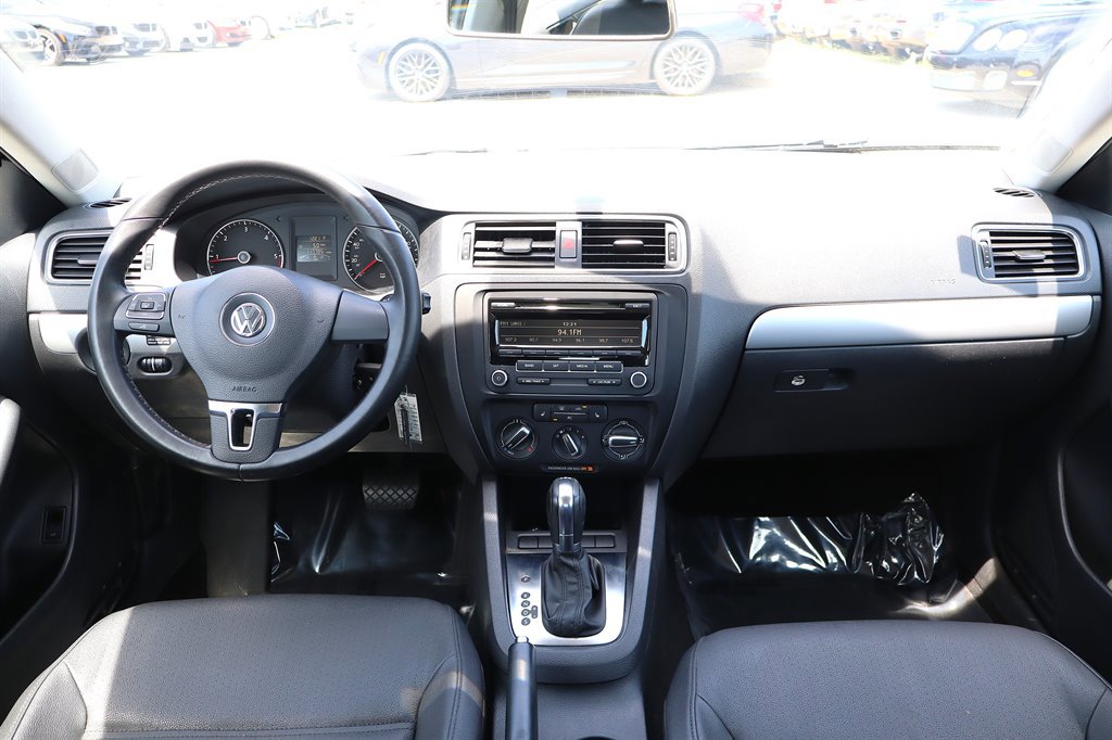 Used 2012 Volkswagen Jetta TDI FWD image 11