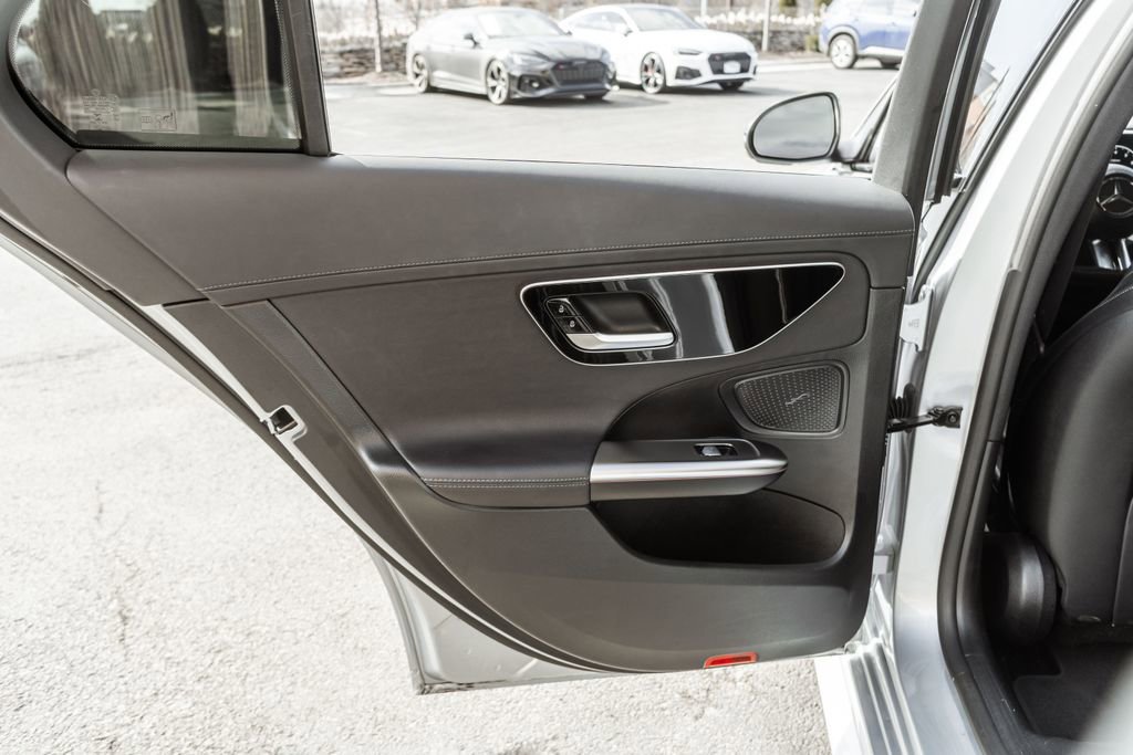 Used 2023 Mercedes-Benz C 300 4MATIC Sedan image 28