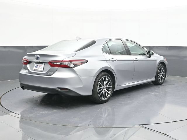 Used 2024 Toyota Camry XLE FWD image 13