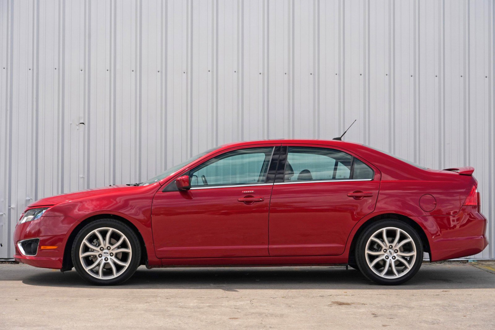 Used 2012 Ford Fusion SEL image 8