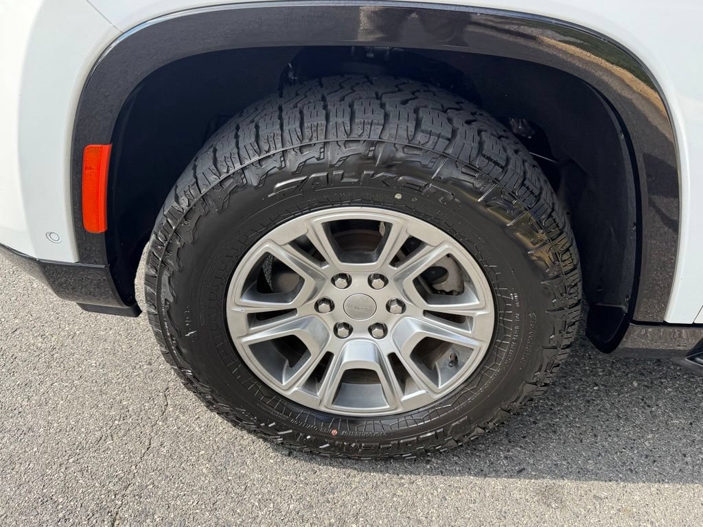 Certified 2023 Jeep Wagoneer 4WD image 13