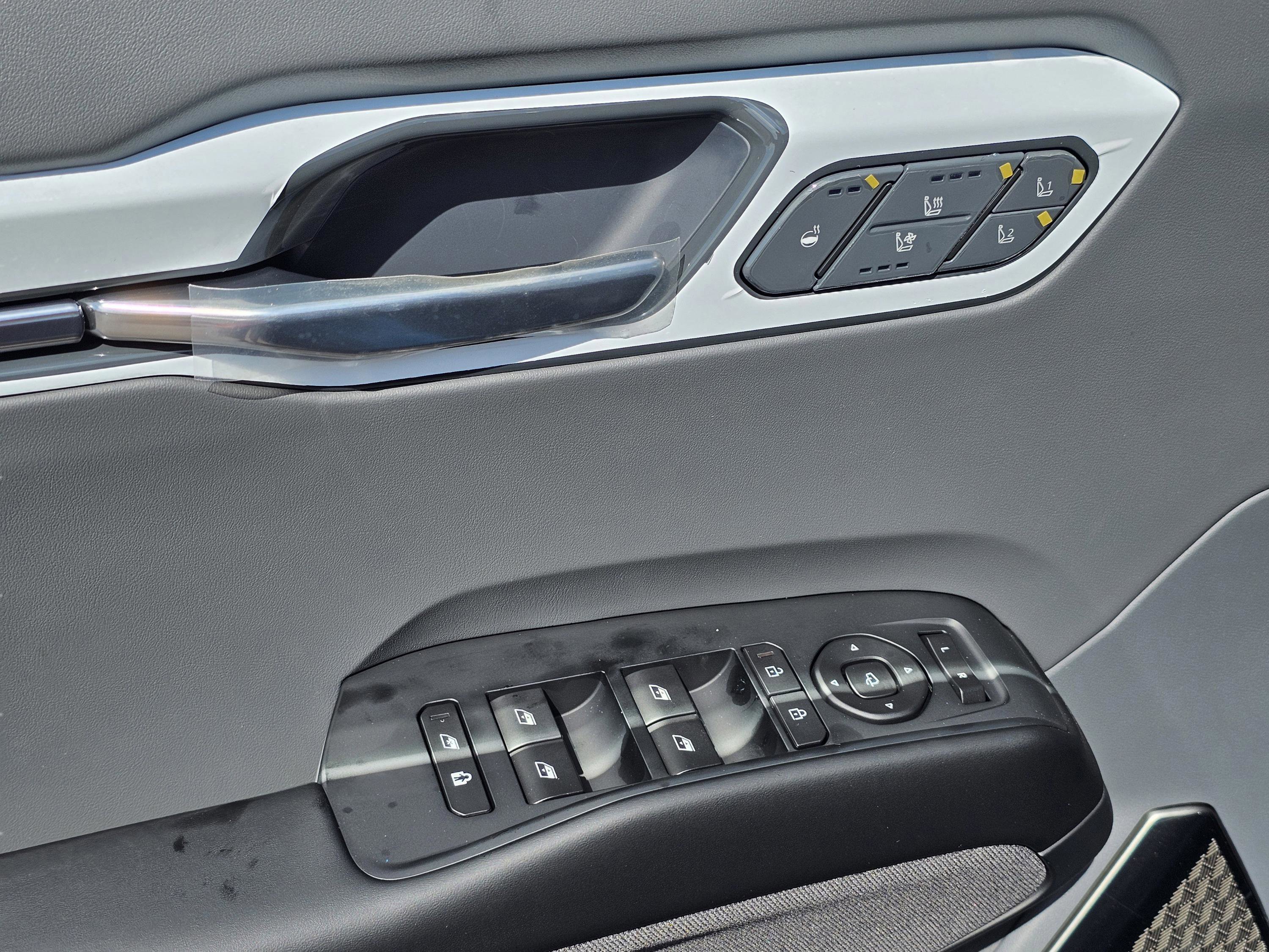 New 2026 Kia EV9 Land w/ Nightfall Edition Package image 9