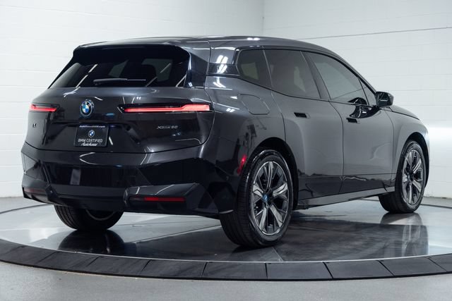 Certified 2024 BMW iX xDrive50 w/ Premium Package AWD/4WD image 10