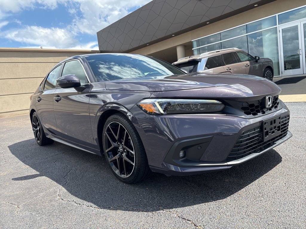 Used 2023 Honda Civic Sport Touring image 2