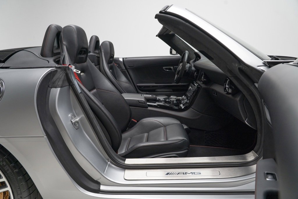 Used 2013 Mercedes-Benz SLS AMG GT Roadster image 35
