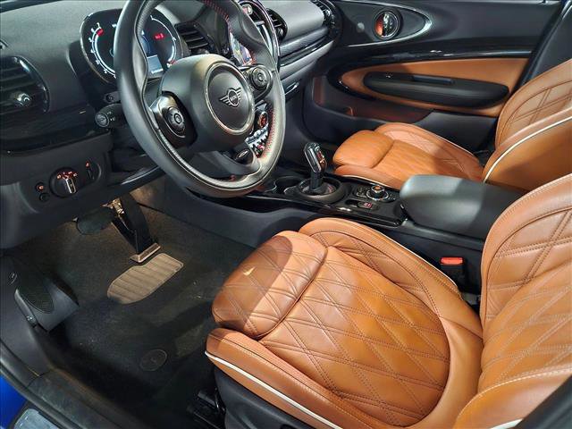 Used 2021 MINI Cooper Clubman S w/ Signature Upholstery Package image 10