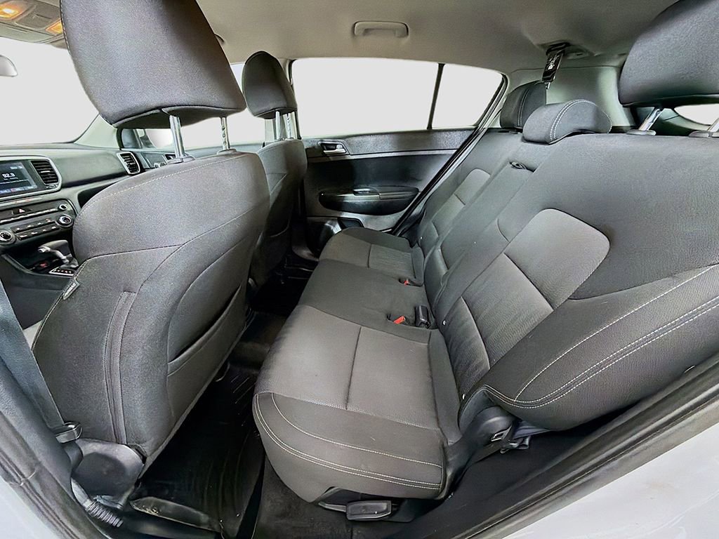 Used 2020 Kia Sportage LX image 20